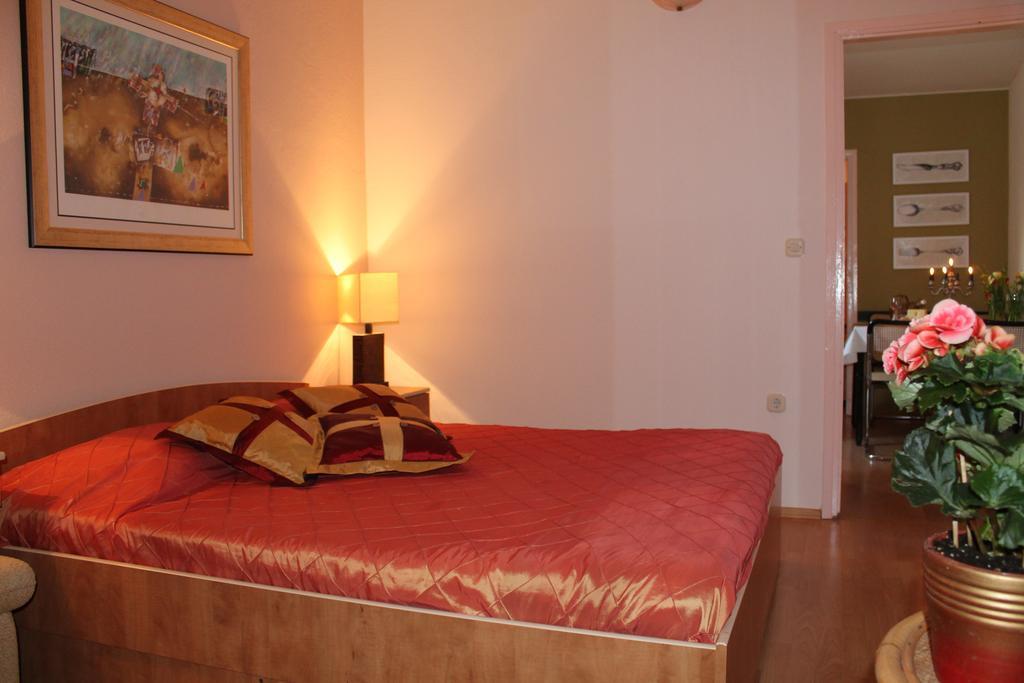Villa Bougenvilia Tomas Tučepi Exteriér fotografie