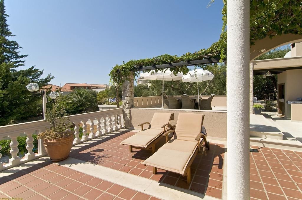 Villa Bougenvilia Tomas Tučepi Exteriér fotografie