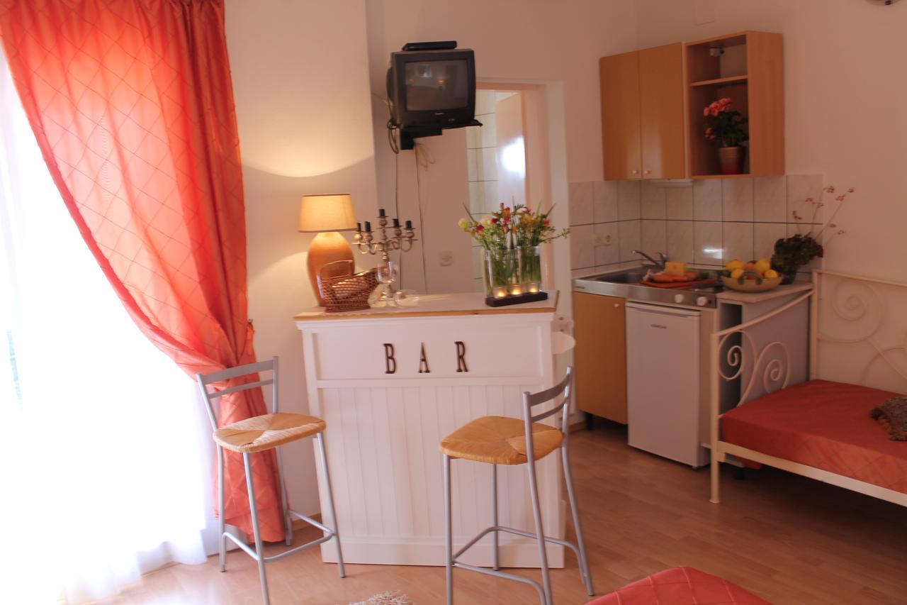 Villa Bougenvilia Tomas Tučepi Exteriér fotografie